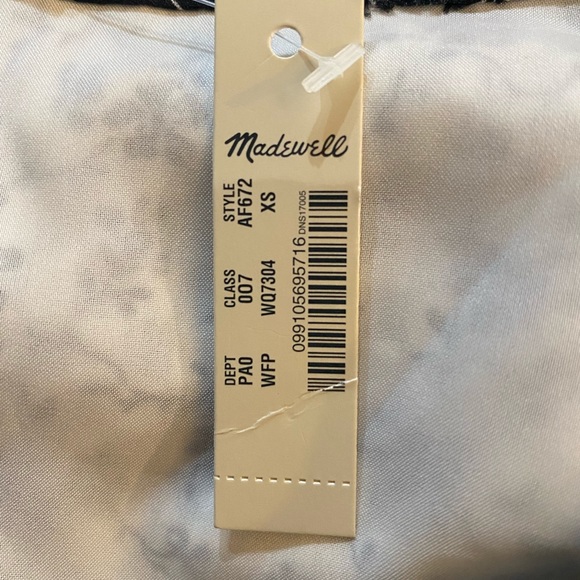 Madewell floral blouse - Picture 9 of 11